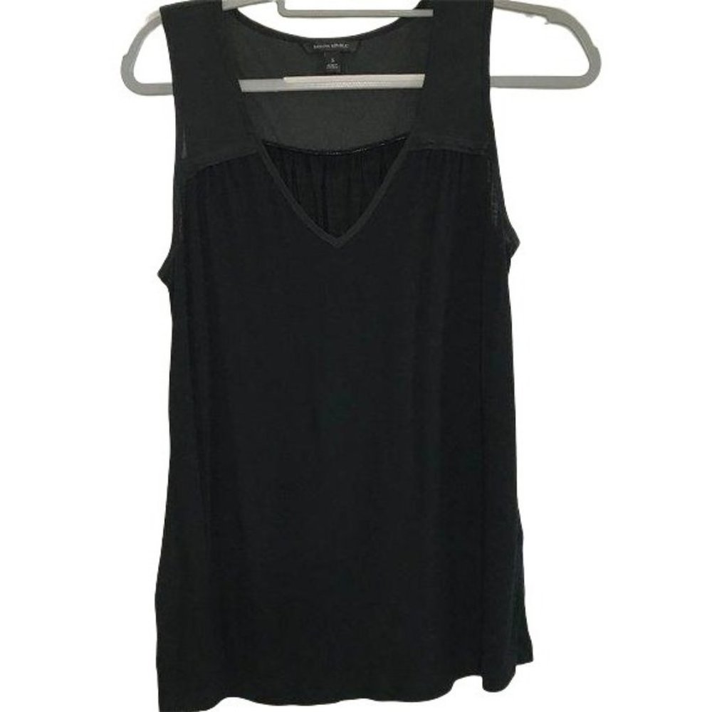 Banana Republic Women's Black V-Neck Tank Top Small